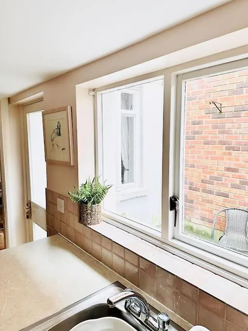 Stylish City Centre House / 3 Bedroom / Family Friendly Belfast 0*,  United Kingdom