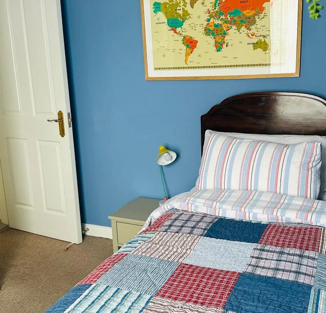 Stylish City Centre House / 3 Bedroom / Family Friendly Belfast